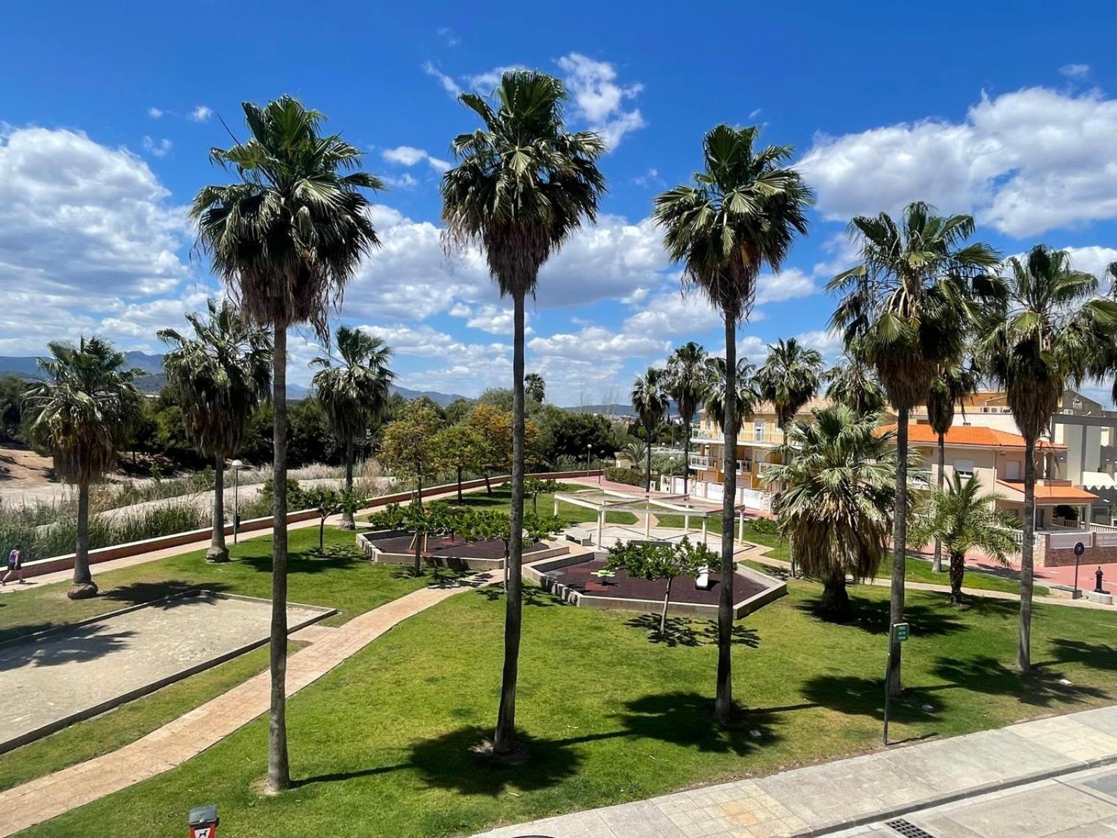 Playa De Miramar - 3 Min Walk To The Beach, Family-Friendly, Near Gandia Екстер'єр фото